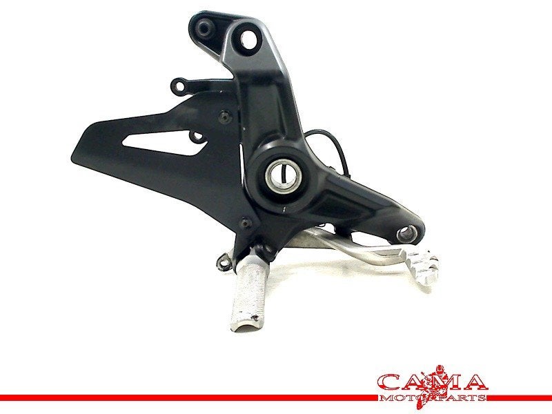 SCHETSPLAAT RECHTS VOOR Monster 1200 R 2016-2019 (M1200), Motoren, Dhr. S. di Majo, Gebruikt, Info@cama-motorparts.nl, P.J. Troelstraweg 8 8
3144 CX  MAASSLUIS, NL