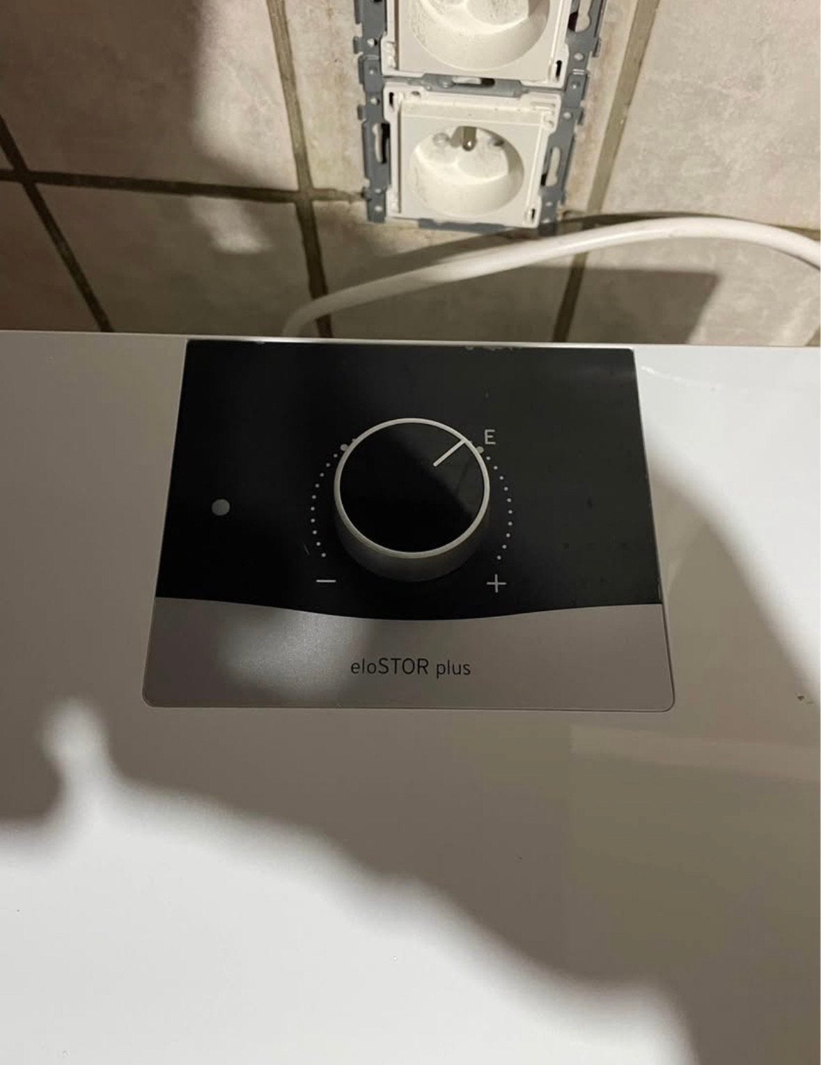 Chauffe-eau Vaillant 10L électrique, Bricolage & Construction, Chauffe-eau, Comme neuf, Enlèvement, 3 à 5 ans