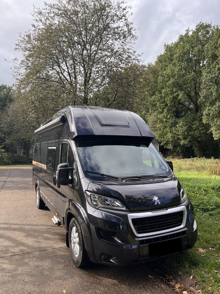 Globe-Traveller Voyager Z - 1e eigenaar - 38.000 km, Caravans en Kamperen, Overige merken, Buscamper of Camperbus, Buitenlamp