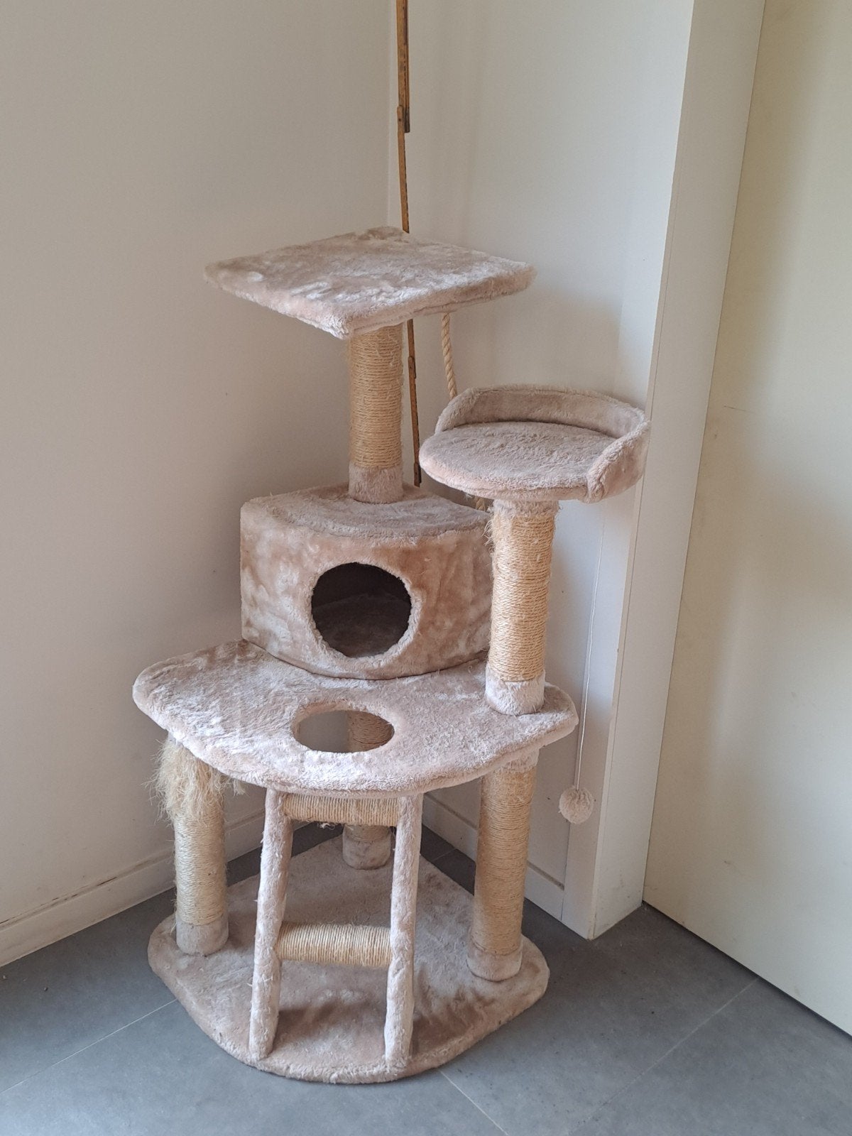 katten krap paal, Enlèvement, Utilisé, Griffoir