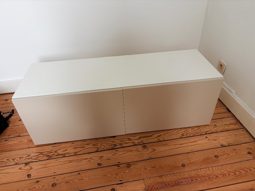 IKEA BESTÅ TV-meubel - Wit/beige deuren, Ophalen, Gebruikt, 100 tot 150 cm
