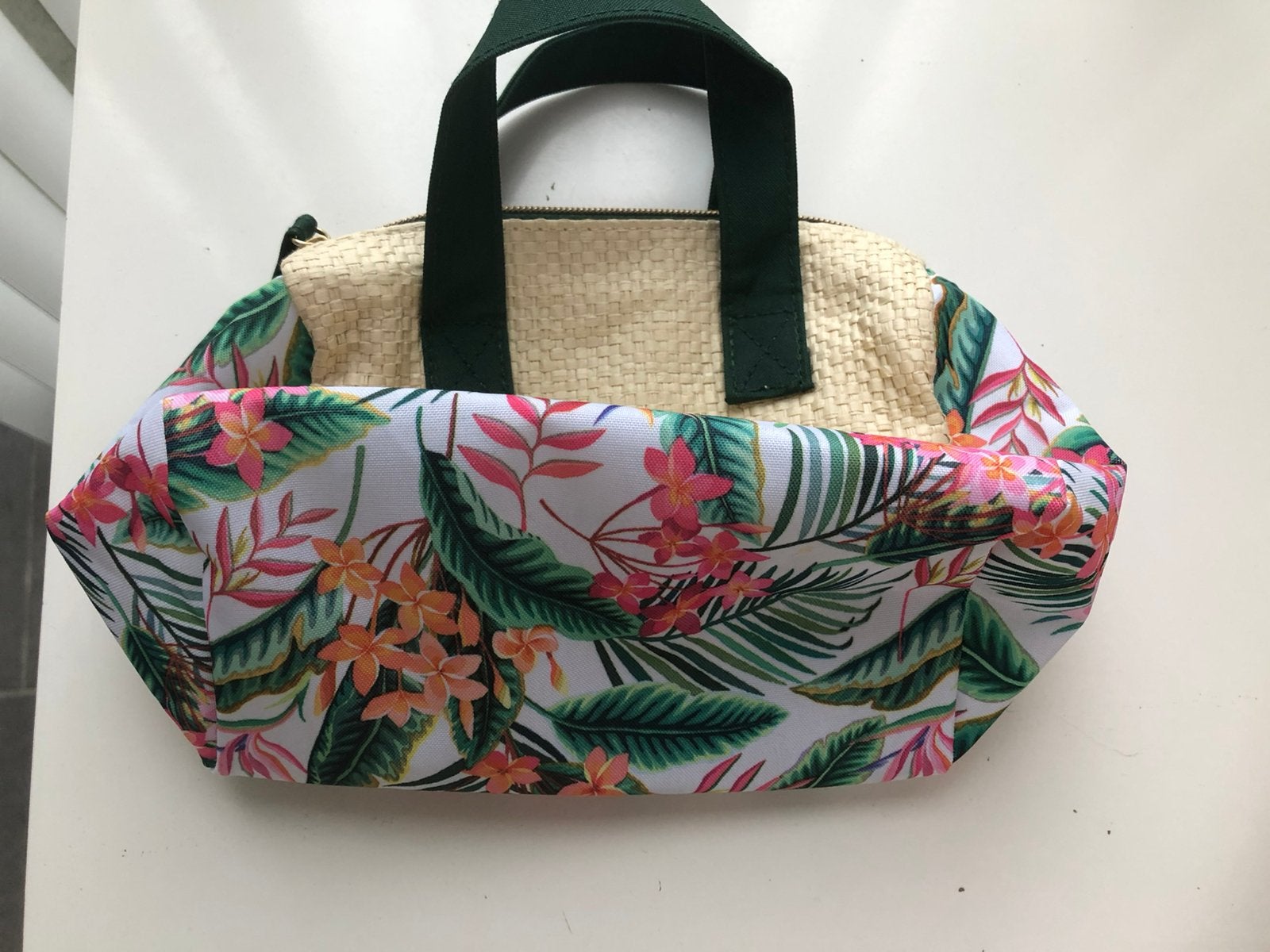 Nieuw toiletzak of make up tasje, Handtassen en Accessoires, Toilettassen, Ophalen of Verzenden, Nieuw, Dame