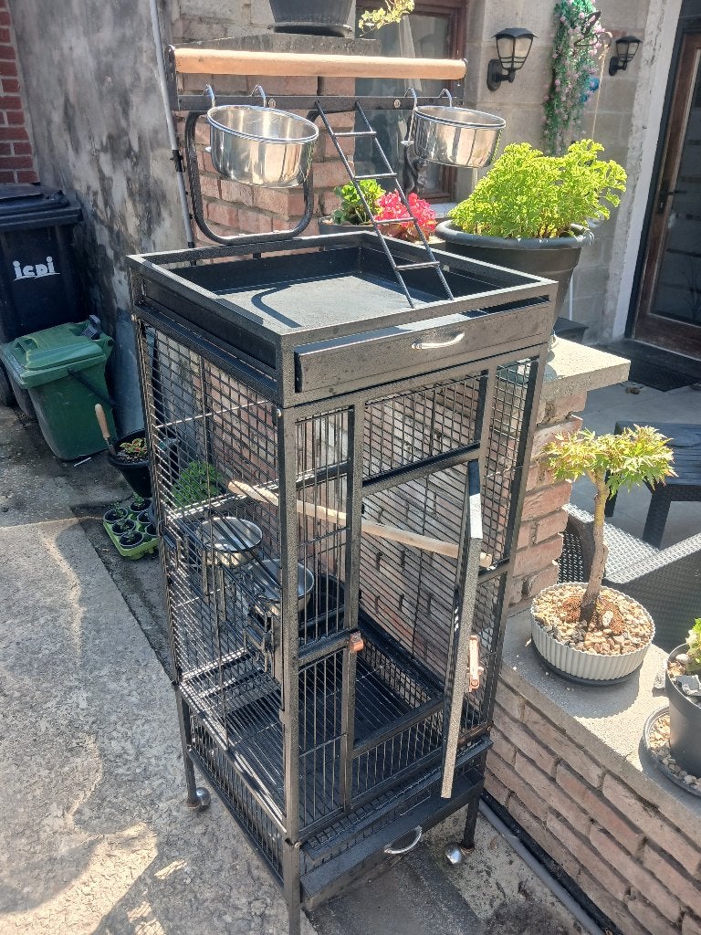 Grande cage en métal pour calopsittes ou grandes perruches, Ophalen, Gebruikt, Metaal, Vogelkooi