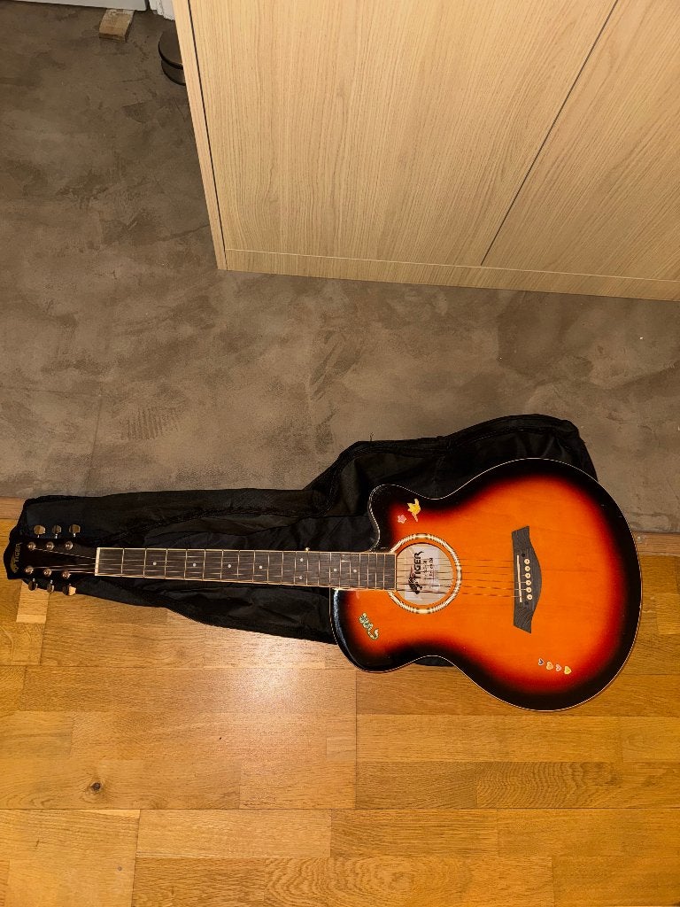 Guitare acoustique, Musique & Instruments, Instruments à corde | Guitares | Acoustiques, Enlèvement, Comme neuf, Guitare classique ou espagnole
