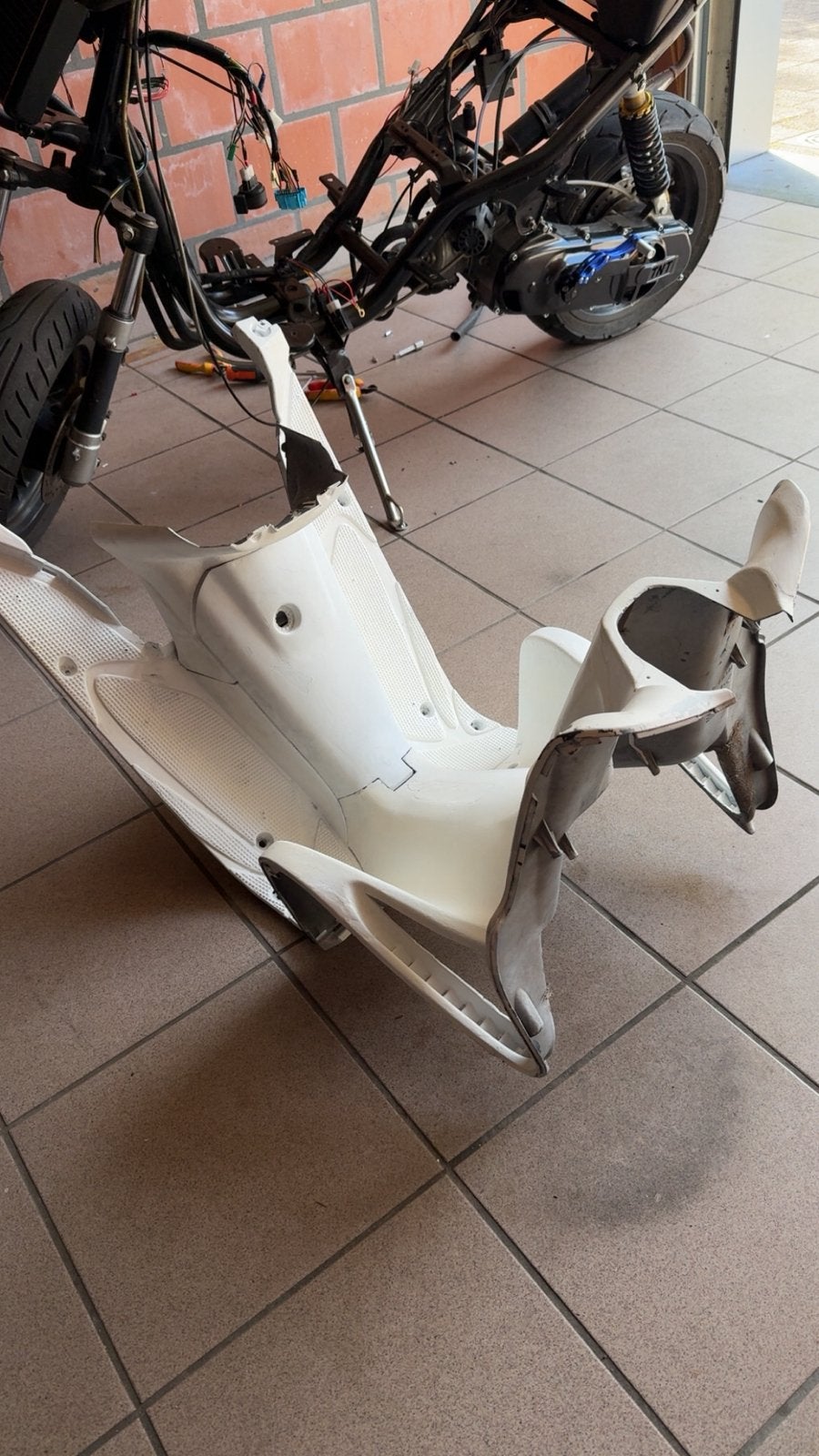 Witte aerox binnenkappen, Motos, Enlèvement