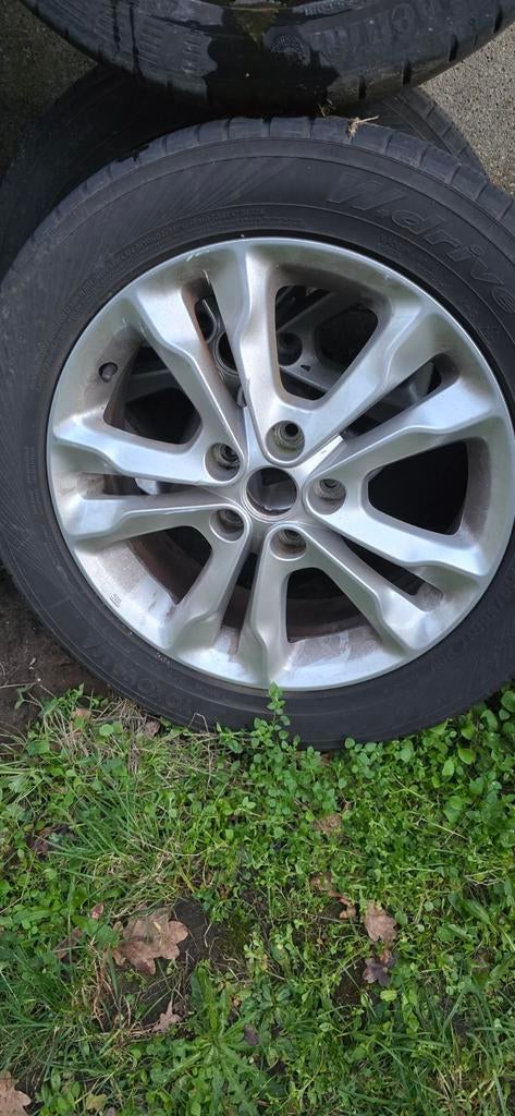 Velgen KIA met banden, Ophalen, 17 inch, Winterbanden, Band(en)