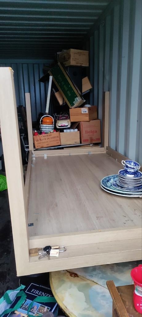 Mooie tafel, Enlèvement