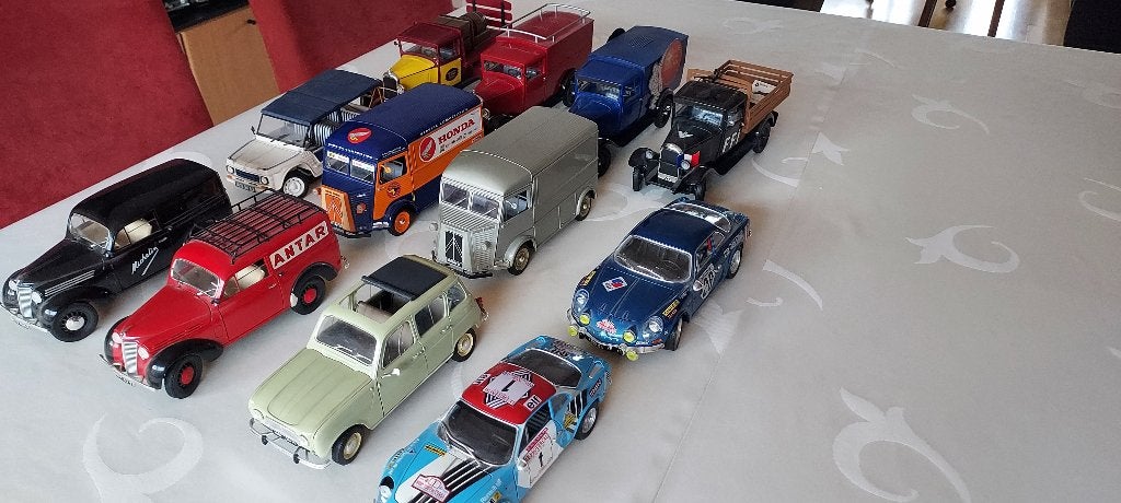Laatste stuks !  Miniatuurauto's 1/18, Hobby & Loisirs créatifs, Enlèvement, Comme neuf, Voiture