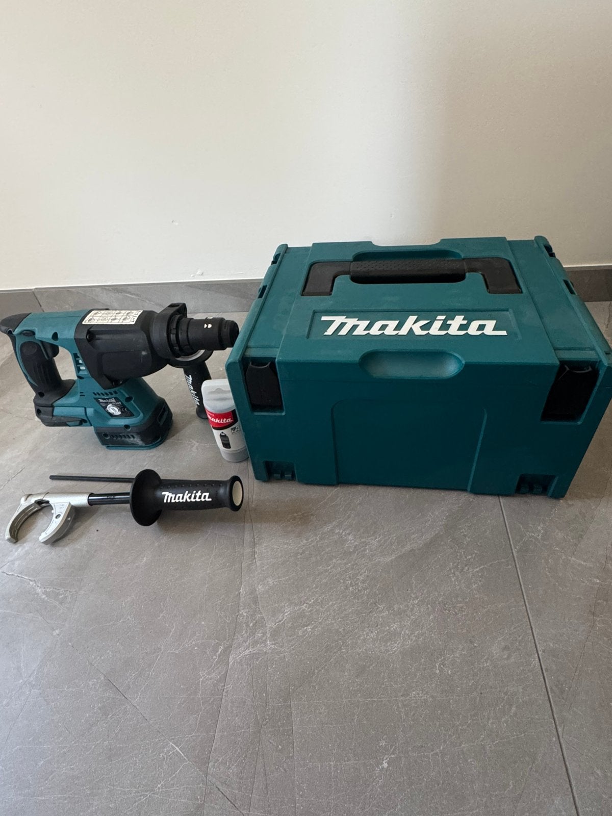 Marteau perforateur Makita DHR243 SDS+ avec étui Makpac, Enlèvement, Comme neuf, 400 à 600 watts, Perceuse