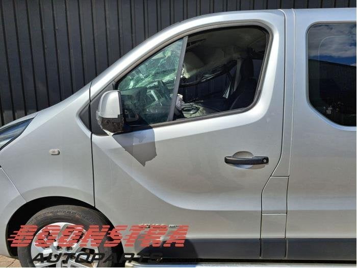 Portière 2portes gauche d'un Renault Trafic (Trafic 14-) (T, Renault, -, 3 mois de garantie, Utilisé
