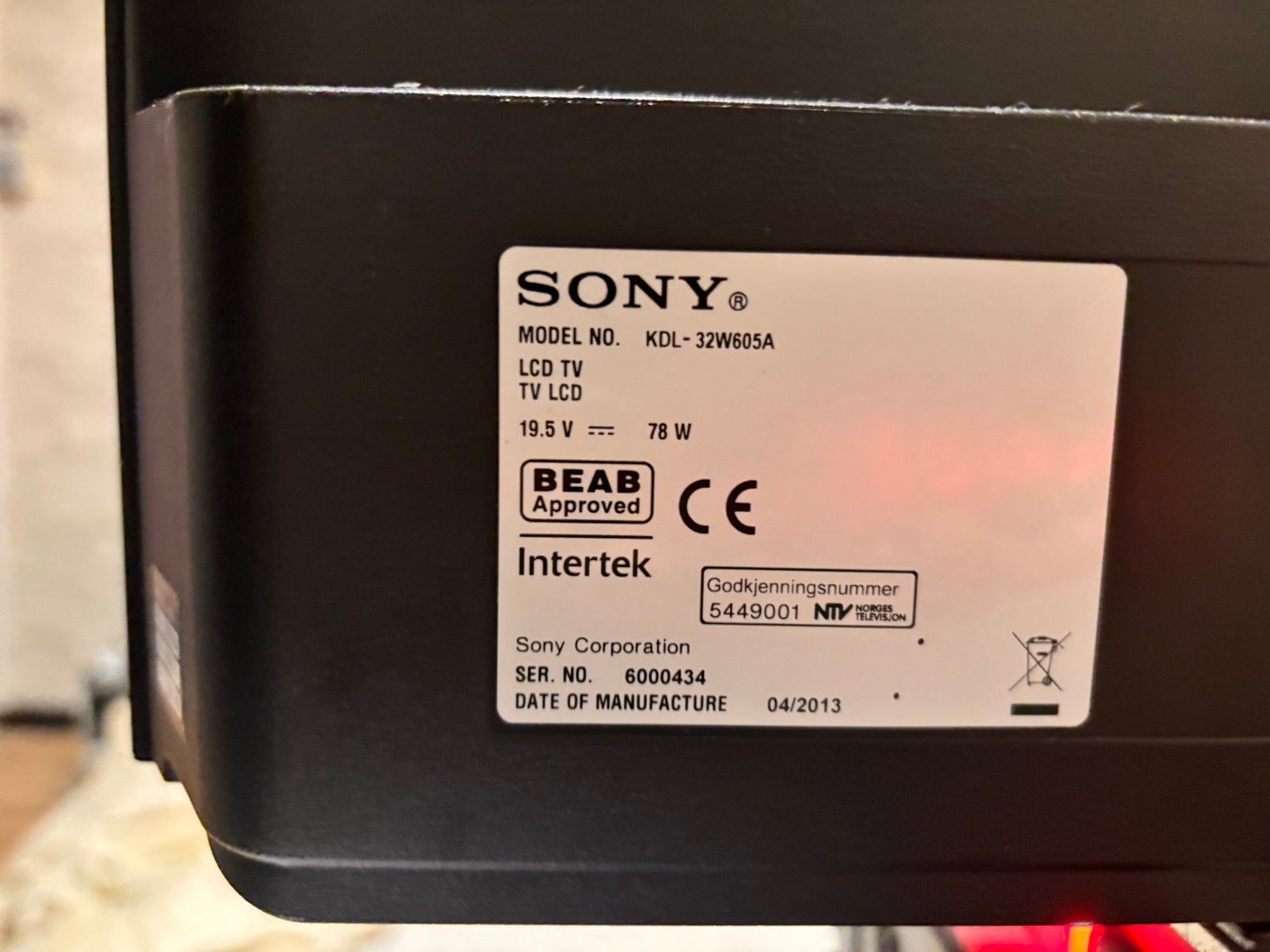Sony tv goede kwaliteit geen caske ma goed voor bij je bed, Enlèvement, Utilisé