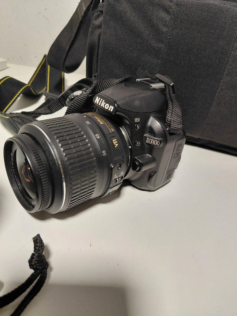 Nikon D3100 met 3 lenzen, Ophalen of Verzenden, Gebruikt, Nikon