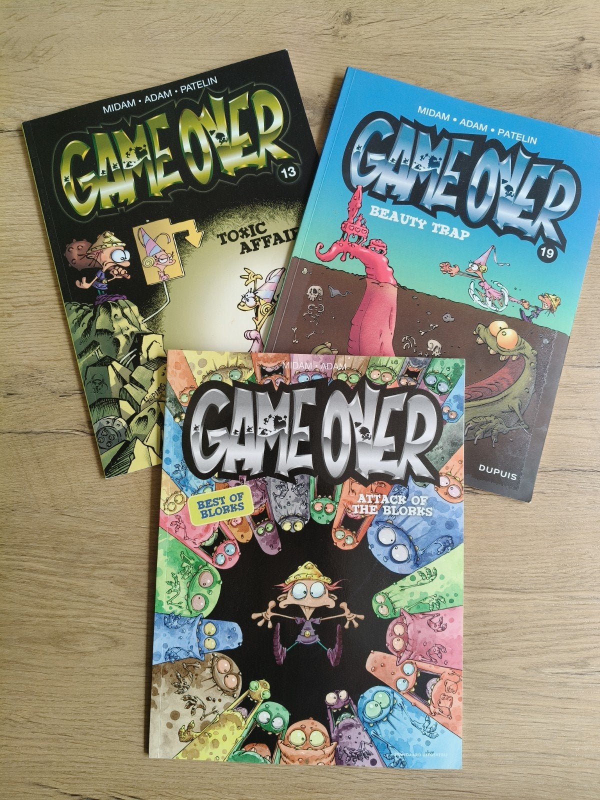 Game over strips, Ophalen