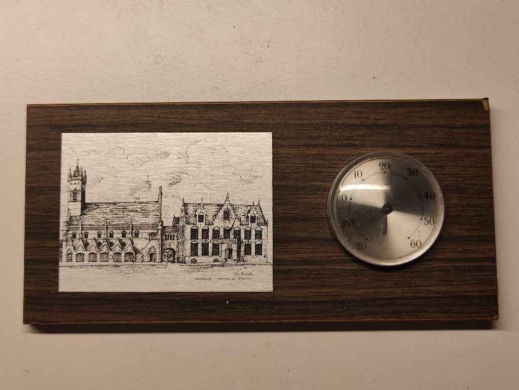 Thermometer met afbeelding stadhuis Nieuwpoort, Antiek en Kunst, Ophalen of Verzenden