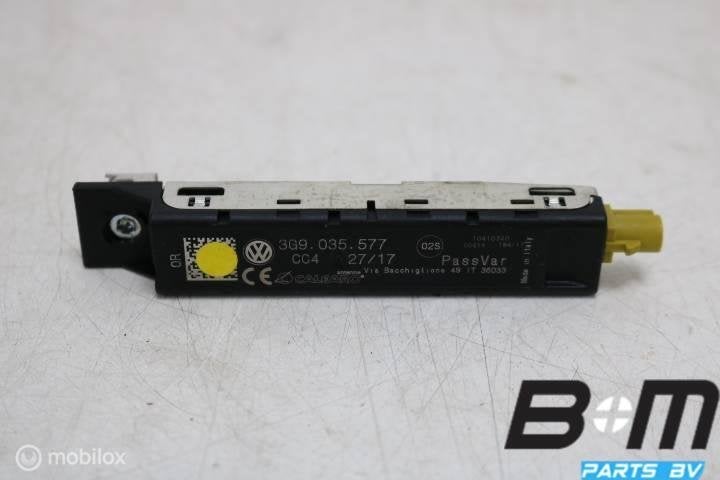 Antenneversterker VW Passat B8 3G9035577, Auto diversen, Autoradio's, Gebruikt