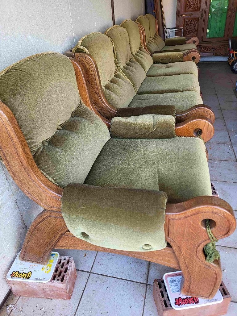 Zetels gratis (salon met 1+2+3-zit), Ophalen, Gebruikt, Hout