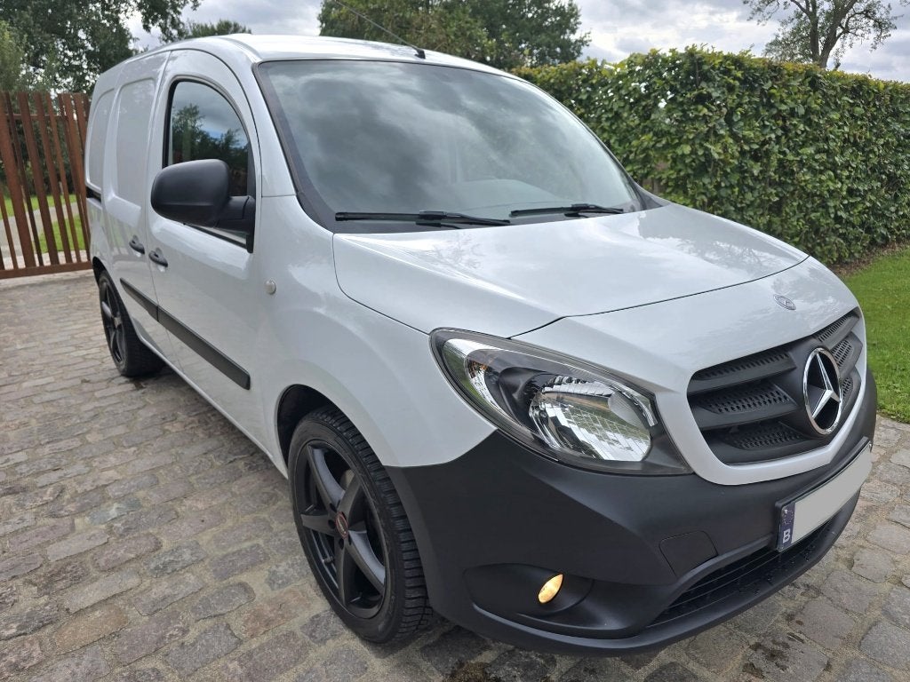 Mercedes-Benz Citan 1.5 CDI L1 lichte vracht / 204.211 km, Voorwielaandrijving, Stof, Wit, Mercedes-Benz