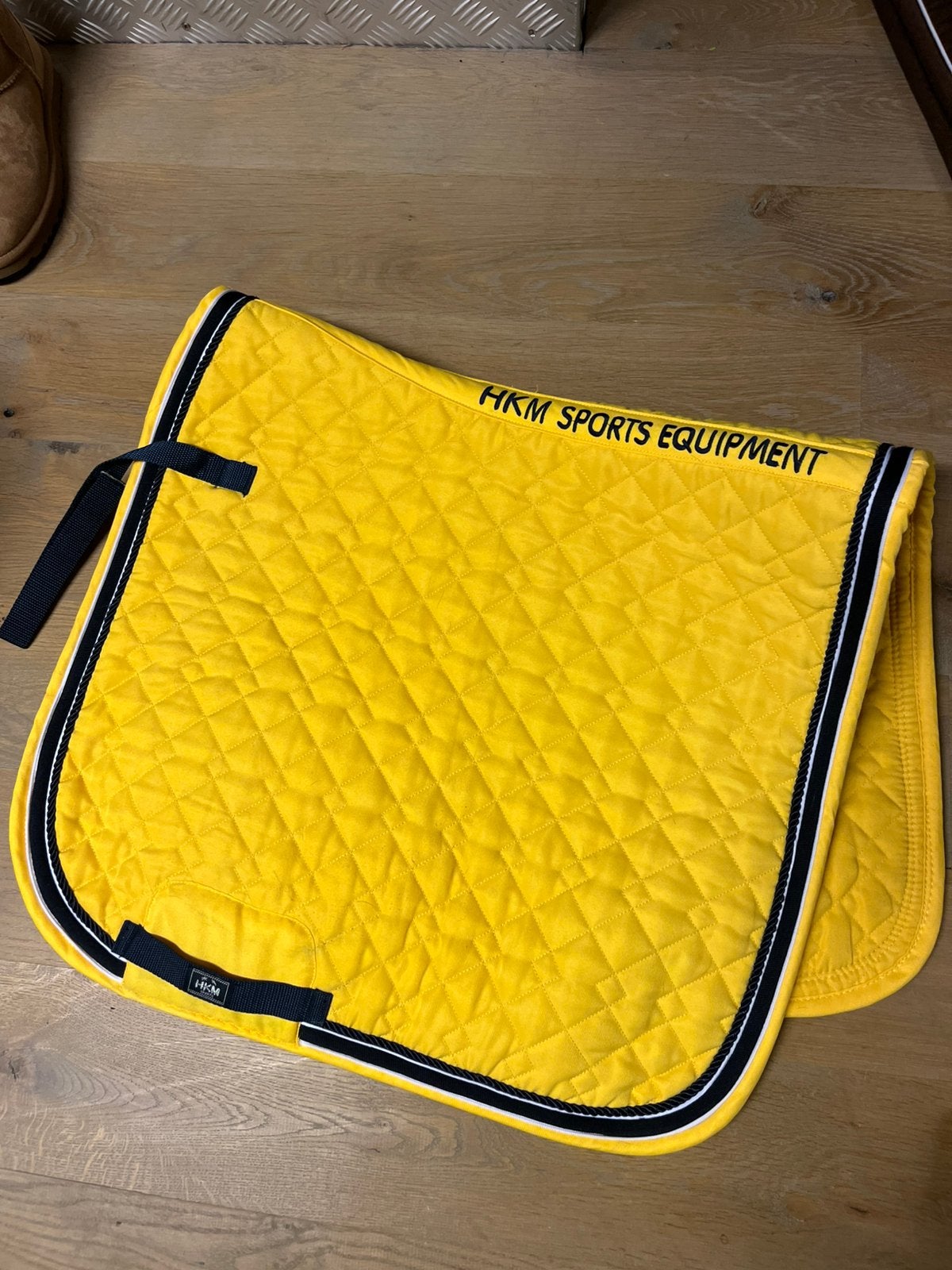 Dressuurdekje maat full, fel geel van het merk HKM, Dieren en Toebehoren, Gebruikt, Dressuurdekje, Geel, Polyester