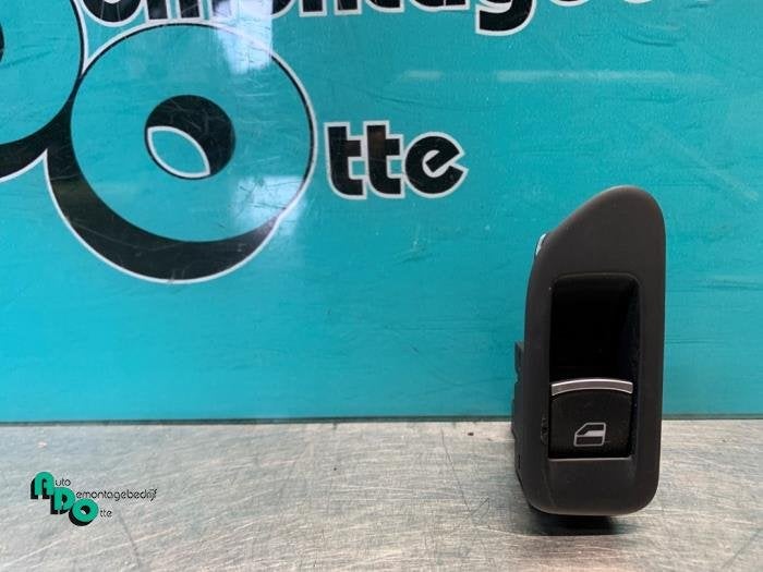 Commutateur vitre électrique d'un Volkswagen Golf (Golf 09-, Volkswagen, -, 3 mois de garantie, Utilisé