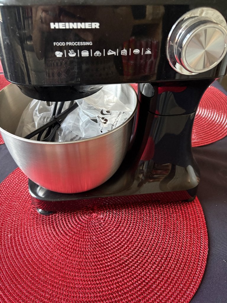 Vends Robot Pâtissier Neuf Heinner, Neuf, Résiste au lave-vaisselle, Enlèvement, 1 à 2 litres