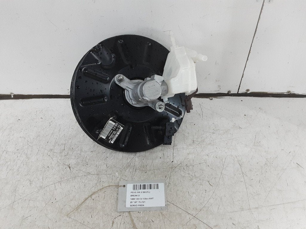 REMBEKRACHTIGER Peugeot 308 SW (L4 / L9 / LC / LJ / LR), Gebruikt, Mevr. I. Hauben, Rue de l'Espoir 34 34
4030  GRIVEGNÉE, BE