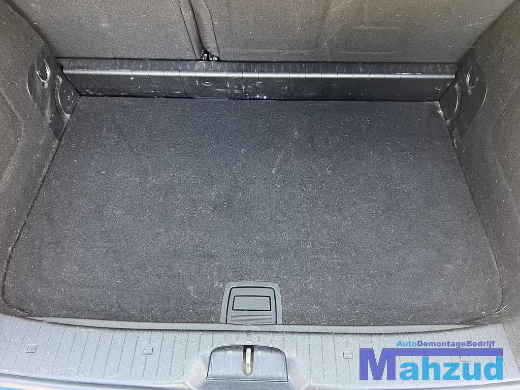 MERCEDES A KLASSE W169 Kofferbakmat kofferbakplaat 2004-2012, Mercedes-Benz AG, Mercedes-Benz, Utilisé, Mercedesstrasse 120
70372  Stuttgart, DE