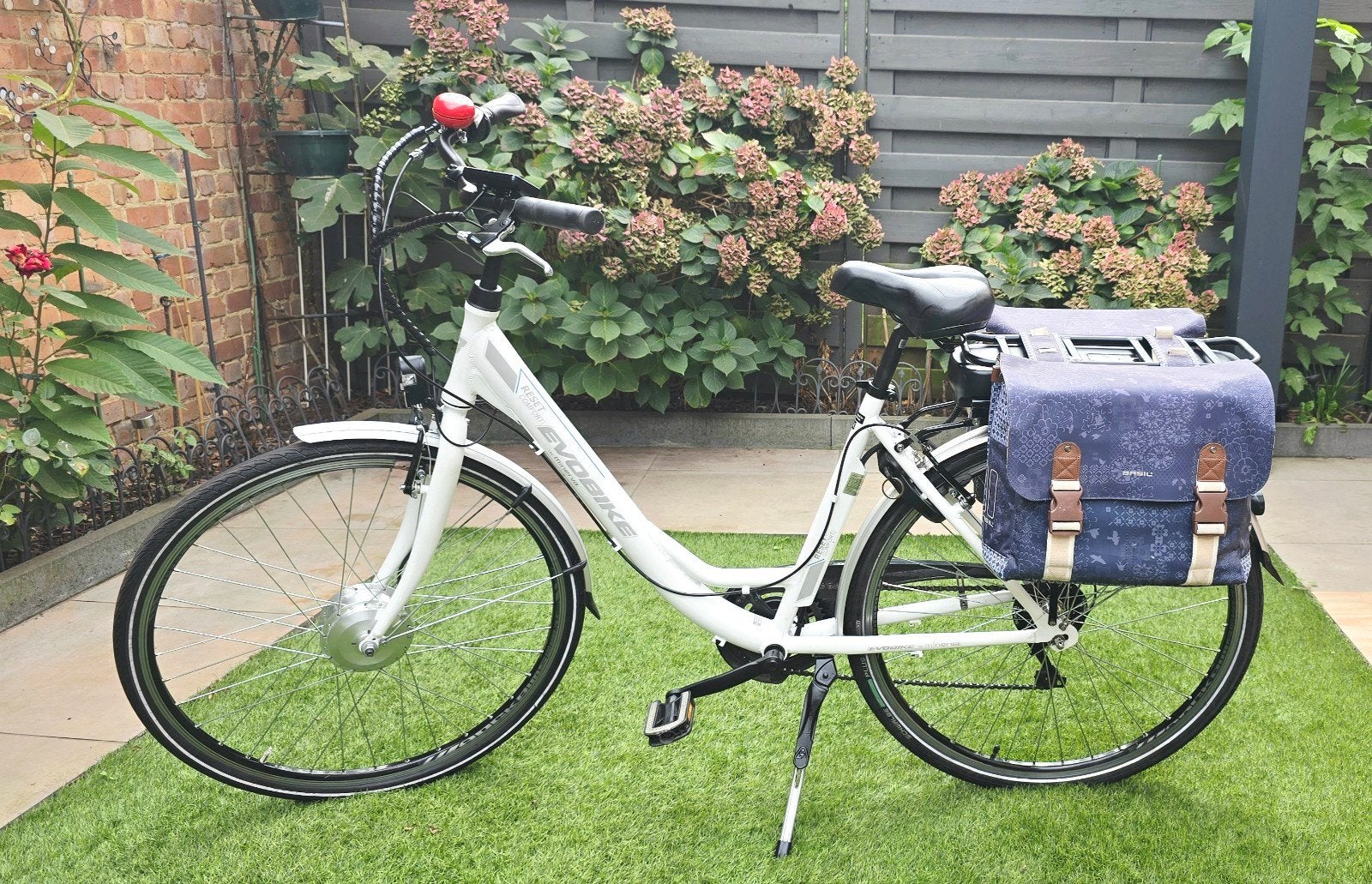 Electrische fiets met zeer goede batterij van 500 wh, Fietsen en Brommers, Ophalen