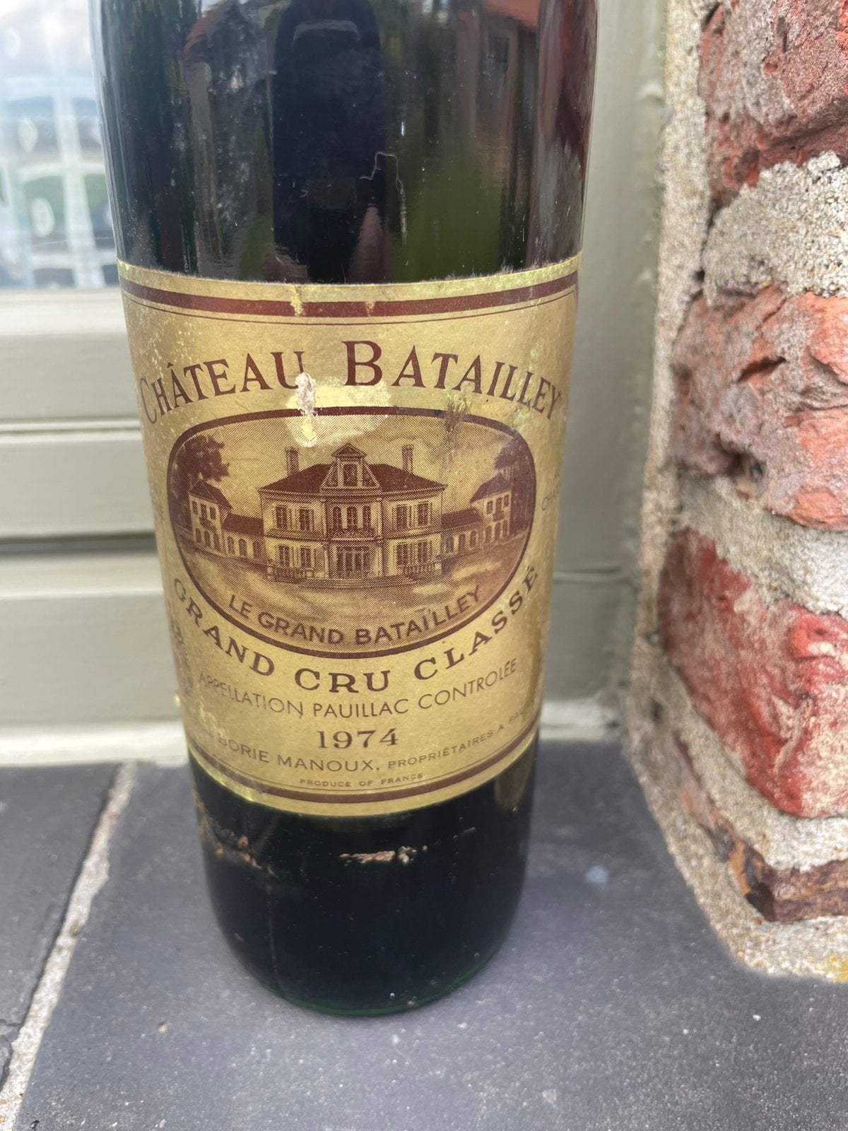 Wijn chateau batailly, Verzamelen, Wijnen, Ophalen, Frankrijk, Zo goed als nieuw, Rode wijn