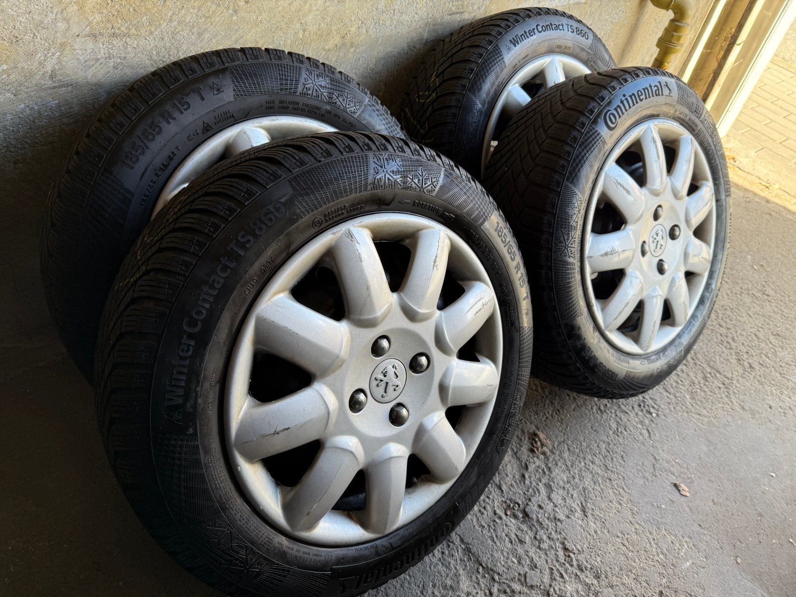 Originele winterset Peugeot 207/208 - 185 65 15 sneeuwbanden, Auto-onderdelen, Ophalen, Gebruikt, 15 inch, Banden en Velgen