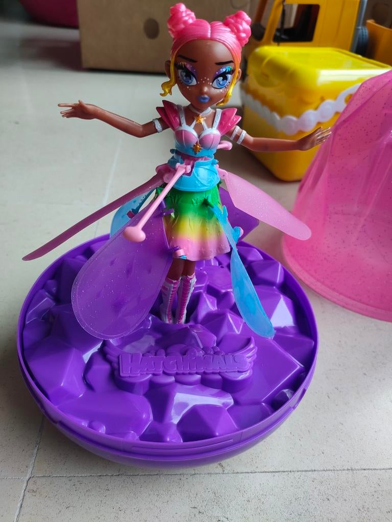 Hatchimals Pixies Crystal Flyers Rainbow Glitter Idol, Enfants & Bébés, Enlèvement
