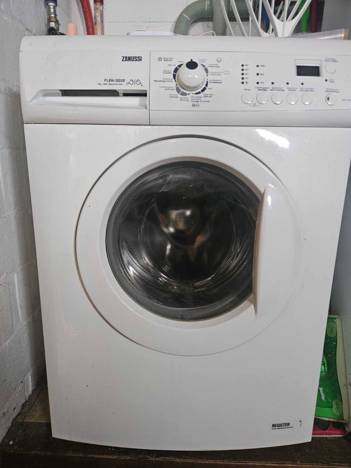 Zanussi Wasmachine, Enlèvement