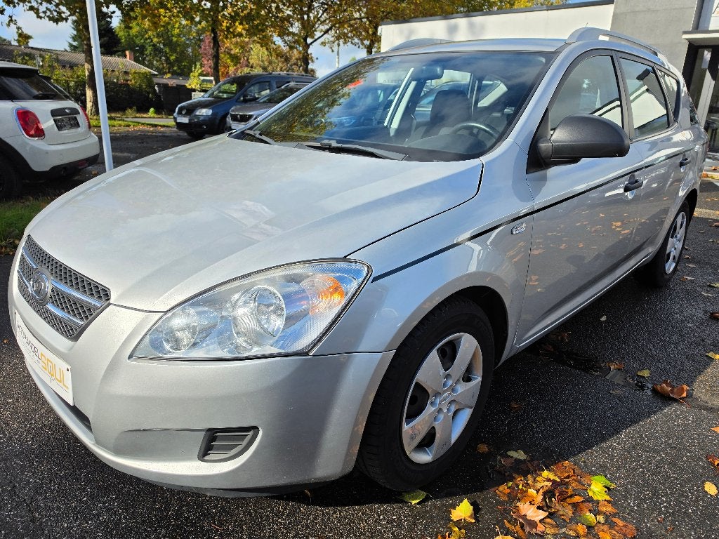 Kia Ceed SW 1.6CRDi, 2/2009, 180.578km, Airco, Export, Autos, Argent ou Gris, Achat, Entreprise, 5 portes