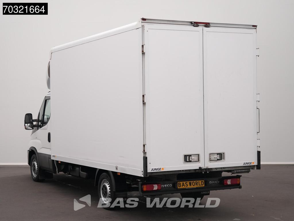 Iveco Daily 35S16 Automaat Bakwagen Achterdeuren 160PK Airco, Auto's, Automaat, Stof, Gebruikt, Euro 6