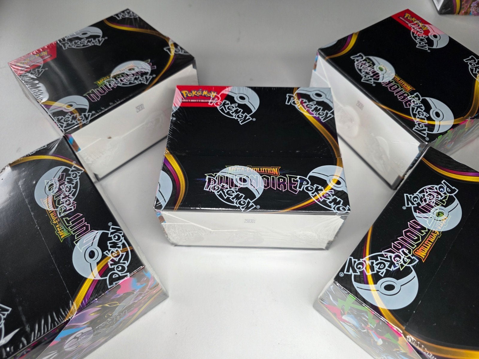 1 Pokemon Night Black Display ME05 nieuw verzegeld! 2, Ophalen of Verzenden, Nieuw, Boosterbox, Foil