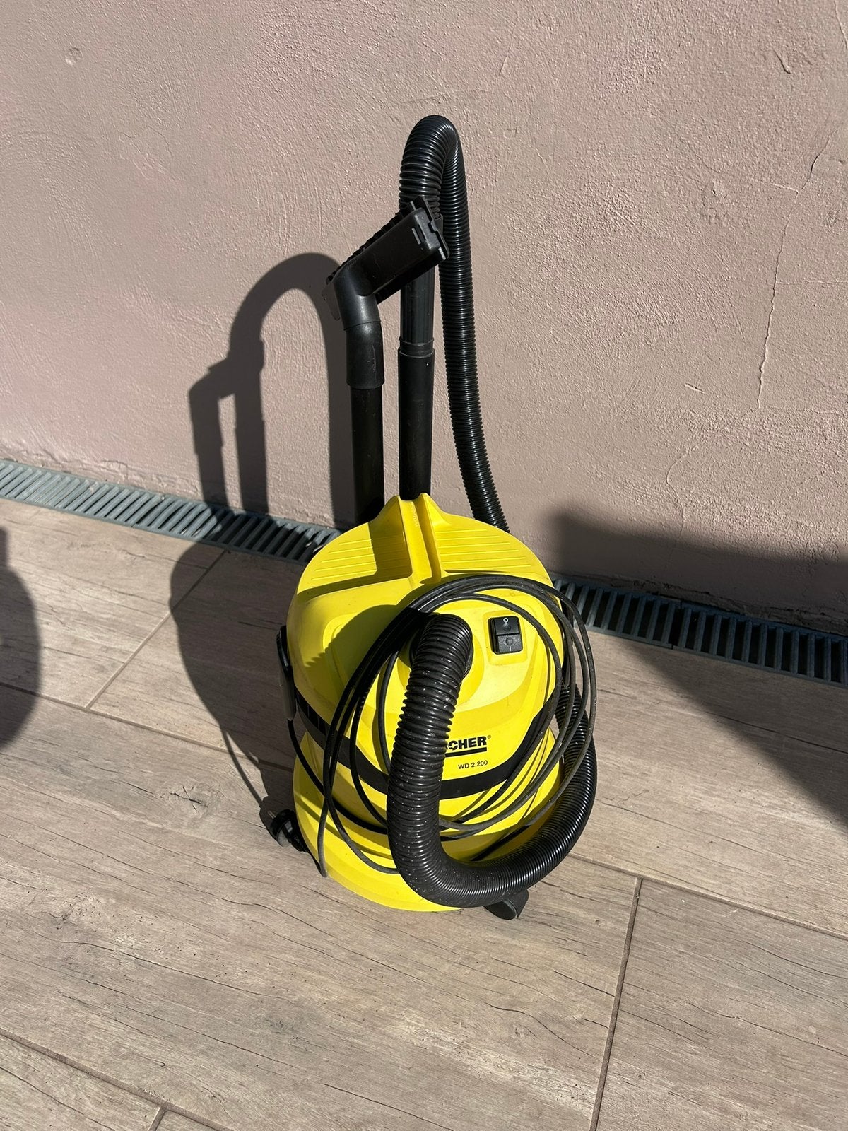 Aspirateur Kärcher WD 3 P – eau & poussière – excellent état, Enlèvement, Comme neuf