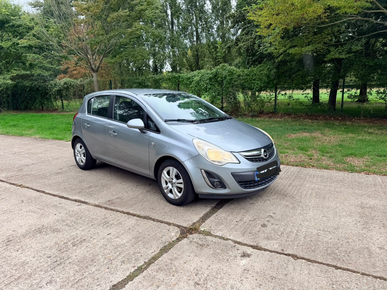 Mooie Opel Corsa 1.2i Benzine – 2012 – 161.000 km, Autos, Achat, Boîte manuelle, Noir, 5 portes