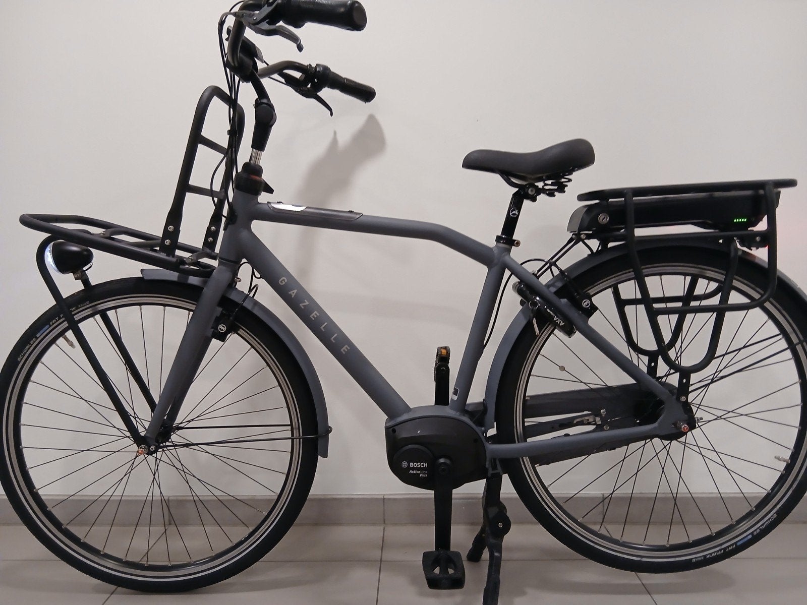 ELEKTRISCHE HERENFIETS TRANSPORTFIETS GAZELLE HEAVY DUTY T8, Fietsen en Brommers, Elektrische fietsen, Ophalen, Zo goed als nieuw