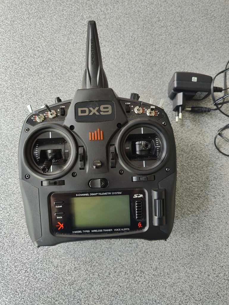 Spectrum Dx9 noir, Enlèvement ou Envoi