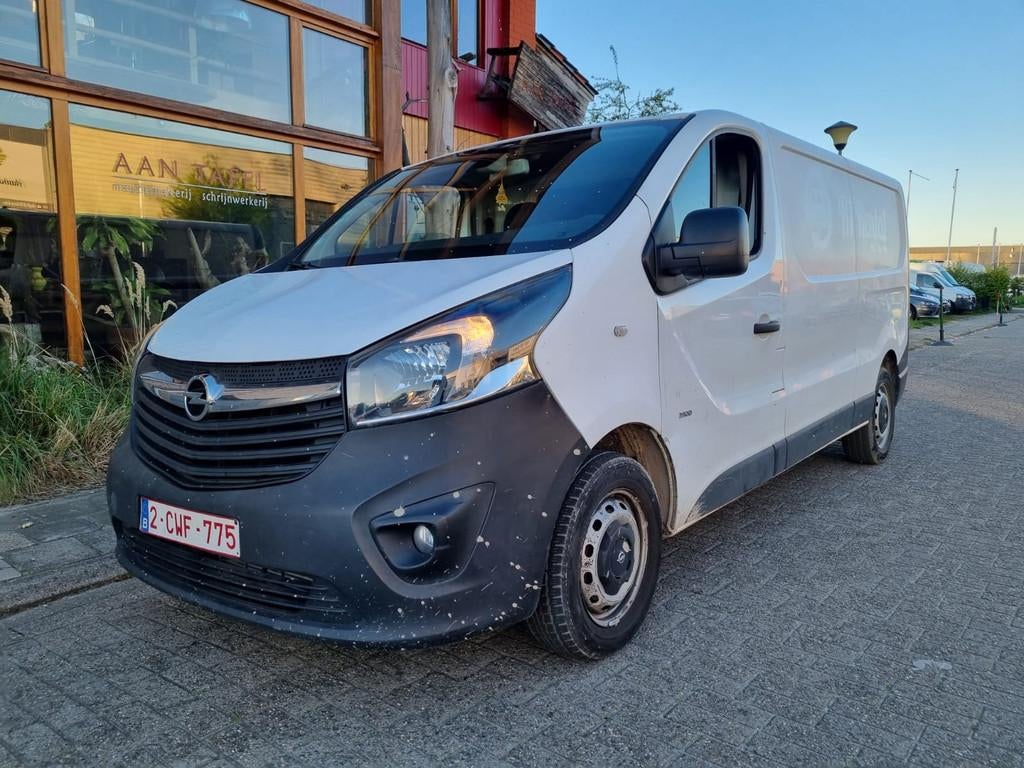 Opel Vivaro Lang Chassis 1.6cdti 2015/Ac/Cam/ROETFILTER VOL!, Auto's, Voorwielaandrijving, Euro 5, https://public.car-pass.be/vhr/b58e8305-2a19-4598-8524-512a2d997ca9