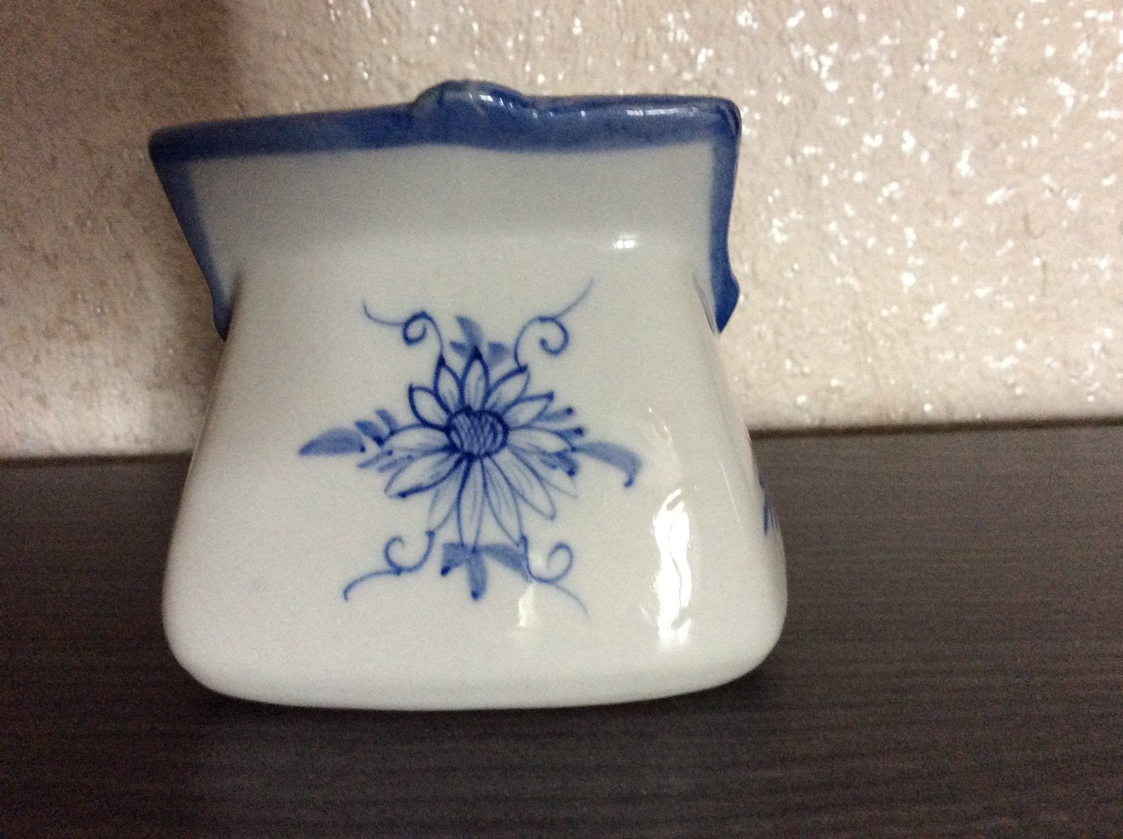 Sac en porcelaine, Envoi