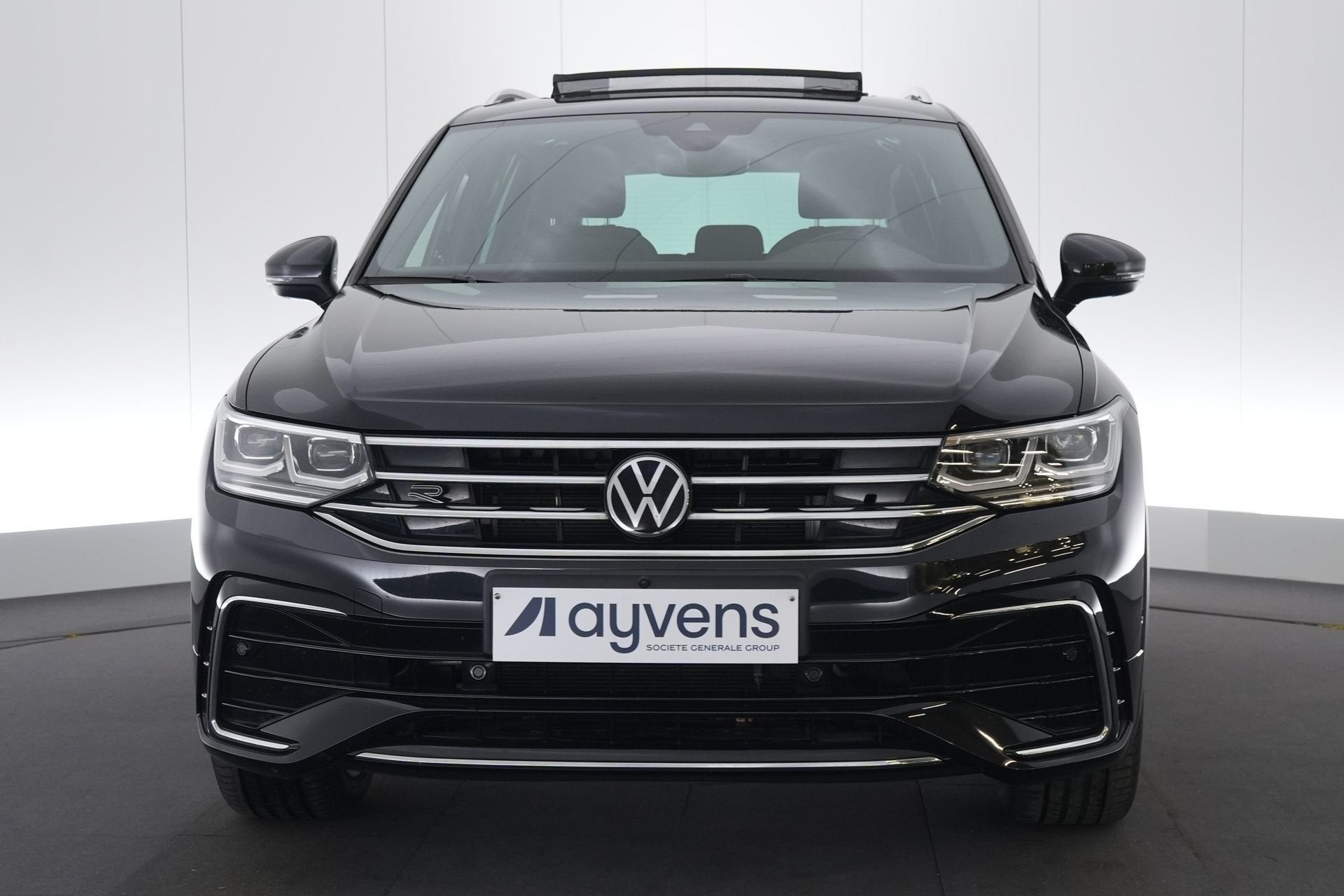 (2CJL735) VOLKSWAGEN TIGUAN, Gebruikt, 35 g/km, Zwart, Plug-in hybride