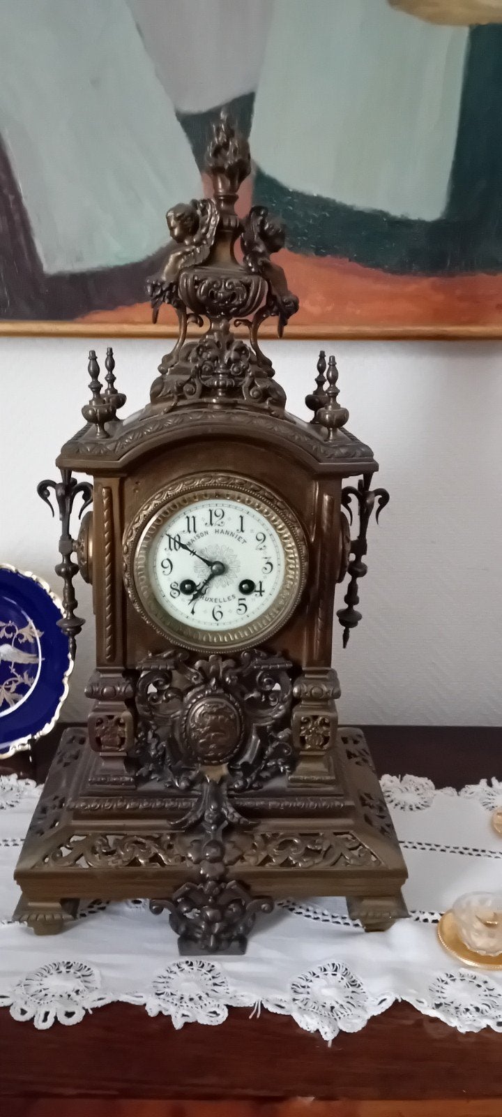 Horloge de cheminée en bronze avec chandeliers, Enlèvement