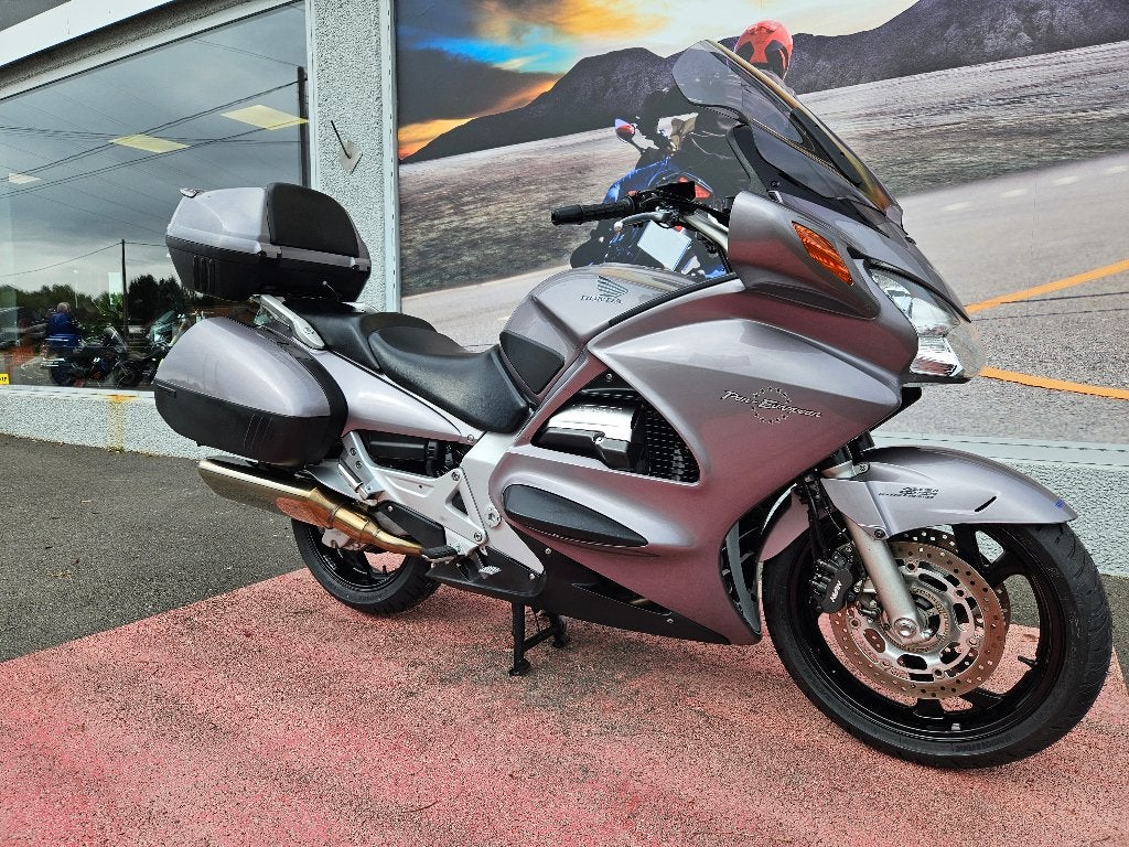 HONDA PAN EUROPEAN 1300 ABS, Motos, Permis Moto A, Tourisme, Entreprise, Occasion