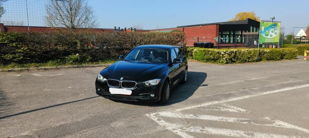 nette zwarte BMW 318i break met weinig km, Auto's, BMW, Particulier, 3 Reeks, ABS, Airbags, Airconditioning, Automatische klimaatregeling
