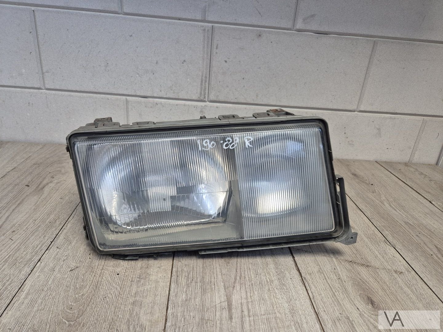Koplamp rechts van Mercedes 190 W201 1984 - 1993 0028268590, Auto-onderdelen, Gebruikt, -, Ophalen of Verzenden, -