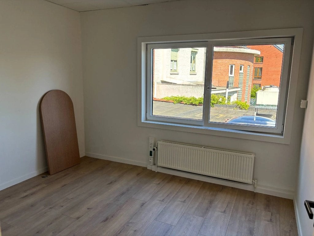Le Centre Novia propose la location du cabinet à Ottignies, 16 m², Woning met bedrijfsruimte, Ottignies, 1 kamers