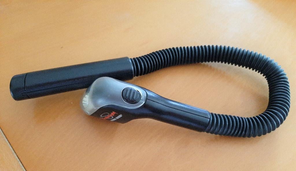 Te koop:Handige zwarte flexibele looplamp van "Black&Decker", Enlèvement, Comme neuf