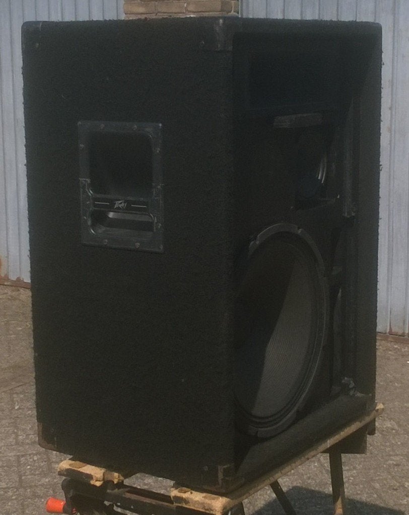 Luidsprekers 15 inch 3-weg 200 Watt, 2 stuks, Audio, Tv en Foto, Stereo speakers, Refurbished, Ophalen of Verzenden, Basreflex