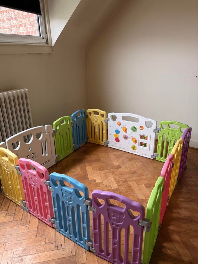 Parc pour enfant avec tapis puzzle, Enlèvement, Comme neuf
