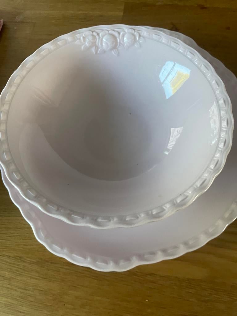 Roze borden/schalen, Ophalen
